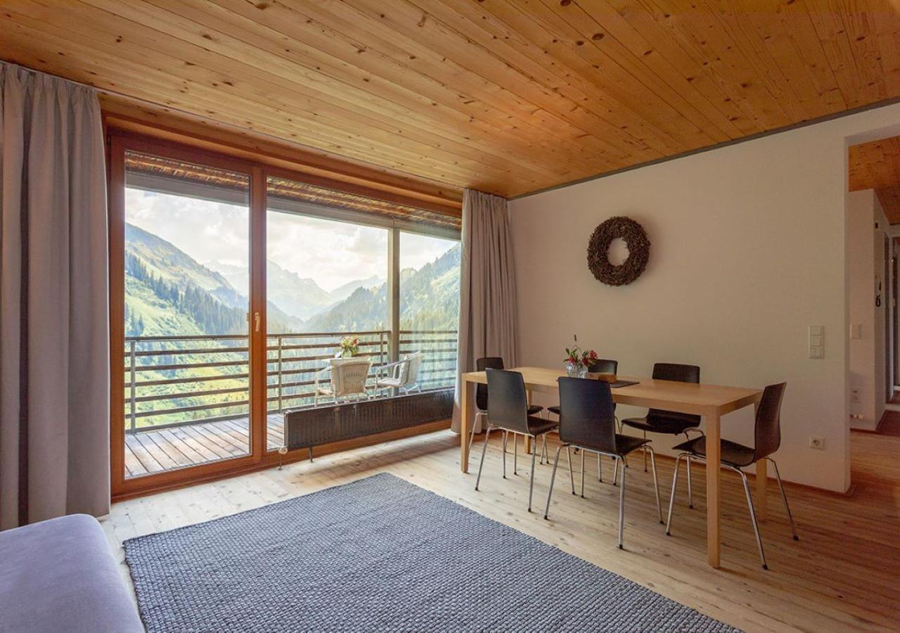 Lechblick Appartement Warth  Bagian luar foto